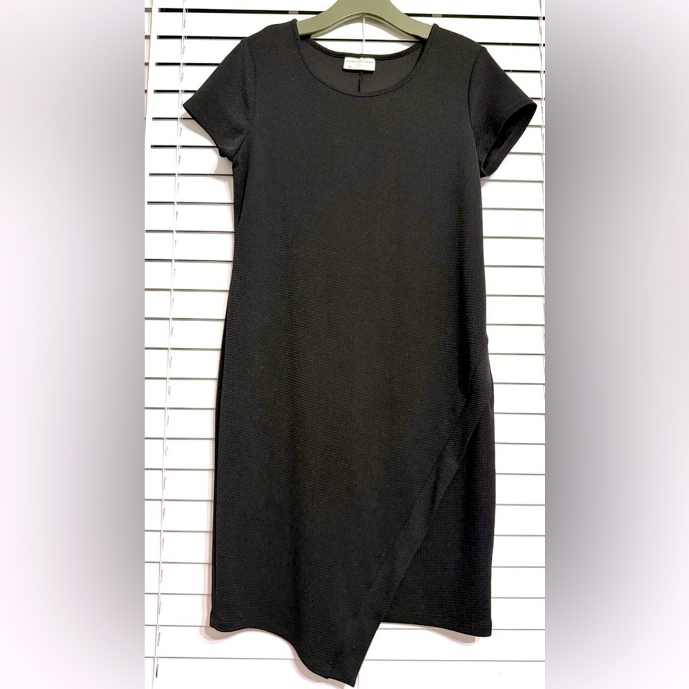 Bobbie Brooks black stretch comfy dress size medium